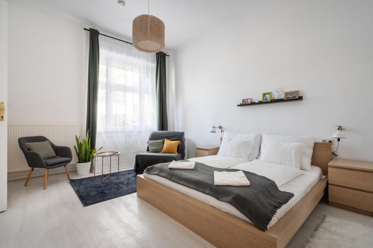 Gellert Mountain Apartment Budapest Eksteriør billede