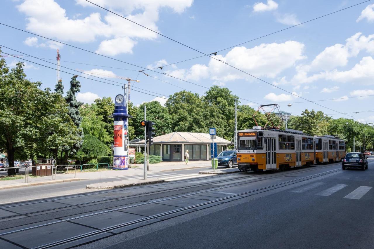 Gellert Mountain Apartment Budapest Eksteriør billede